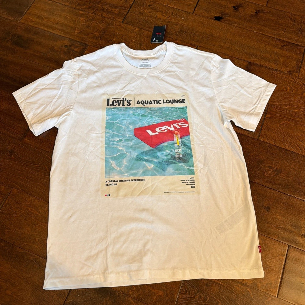 Levis Aquatic Lounge Relaxed Fit Graphic T-Shirt White Mens Medium 100% Cotton